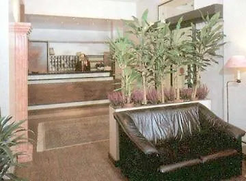 Hotel Bolzano Milan 3*,
