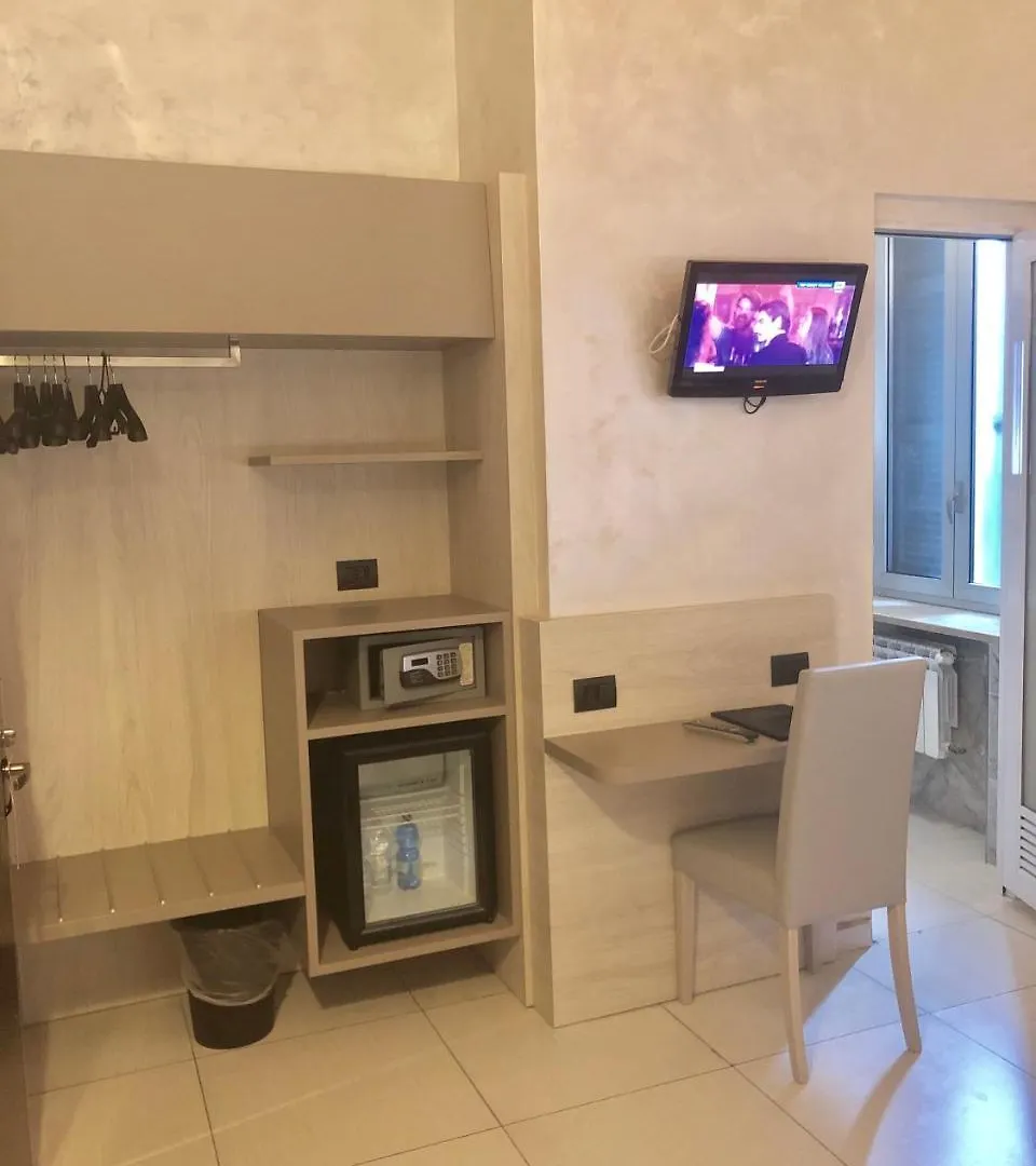 ***  Hotel Bolzano Милан Италия