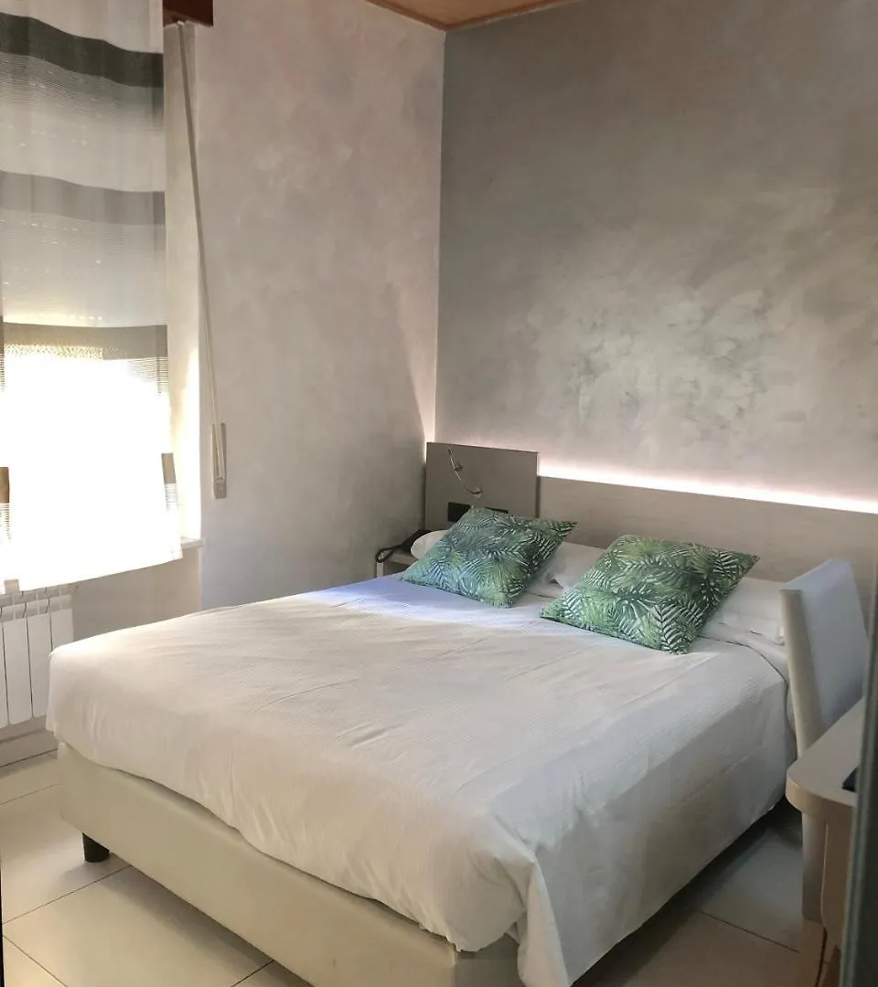 Hotel Bolzano Милан